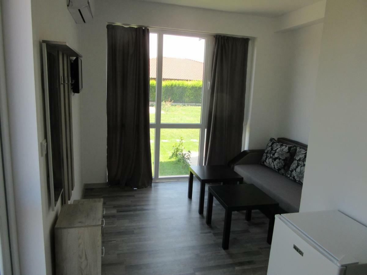Karia Apartments Shabla Buitenkant foto