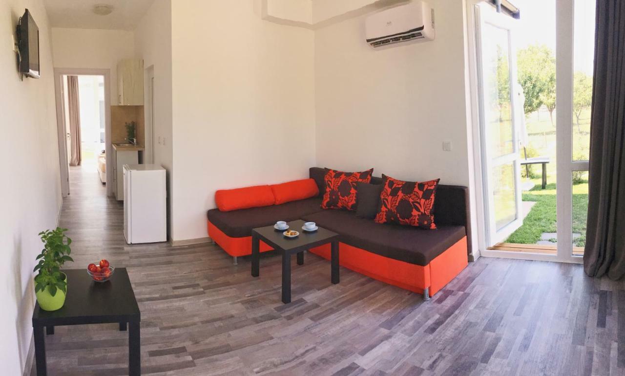 Karia Apartments Shabla Buitenkant foto